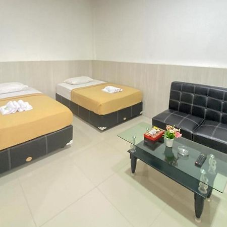 Hotel Giga Sidrap Rappang Bagian luar foto